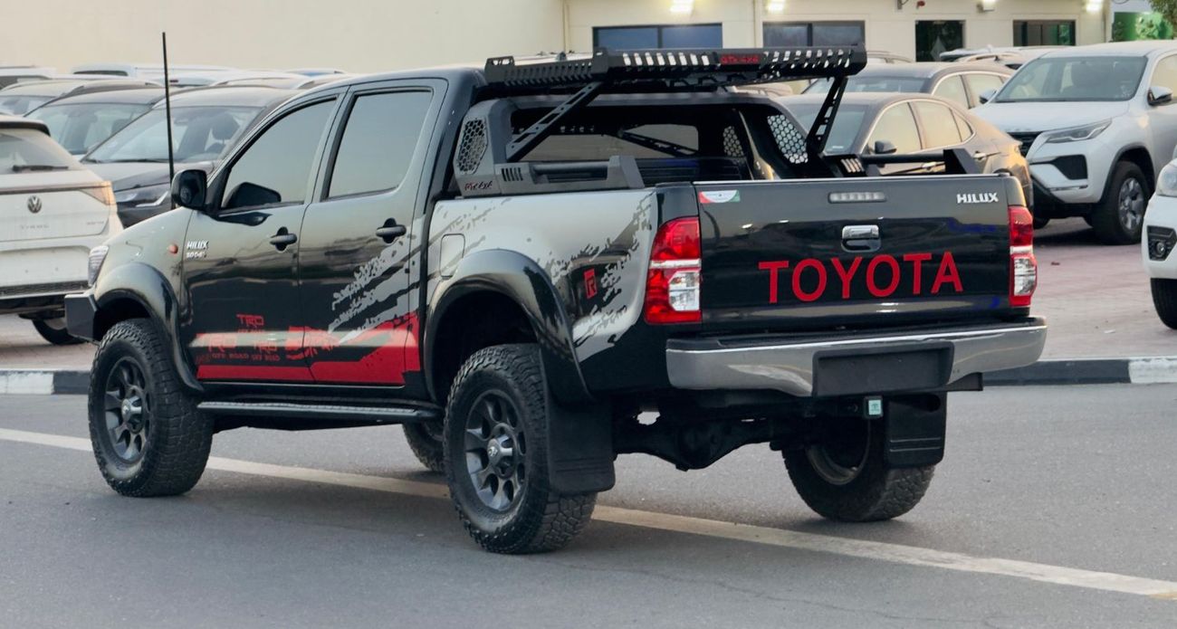 تويوتا هيلوكس DOUBLE CABIN | 2014 | 3000CC DIESEL ENGINE | 4WD | RHD | AUTOMATIC TRANSMISSION