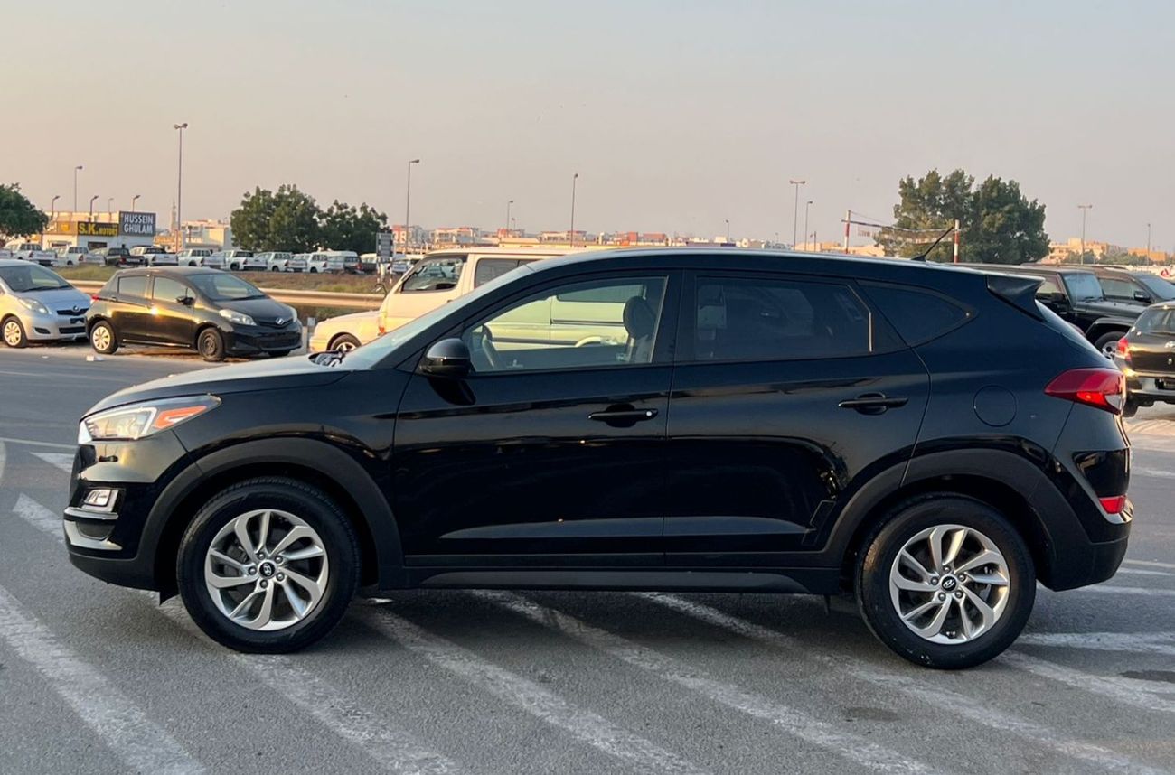 Hyundai Tucson 2018 Hyundai Tucson SE 2.0L V4 - Rear CAM - Cruise  Control -Shape 2021 Modified -