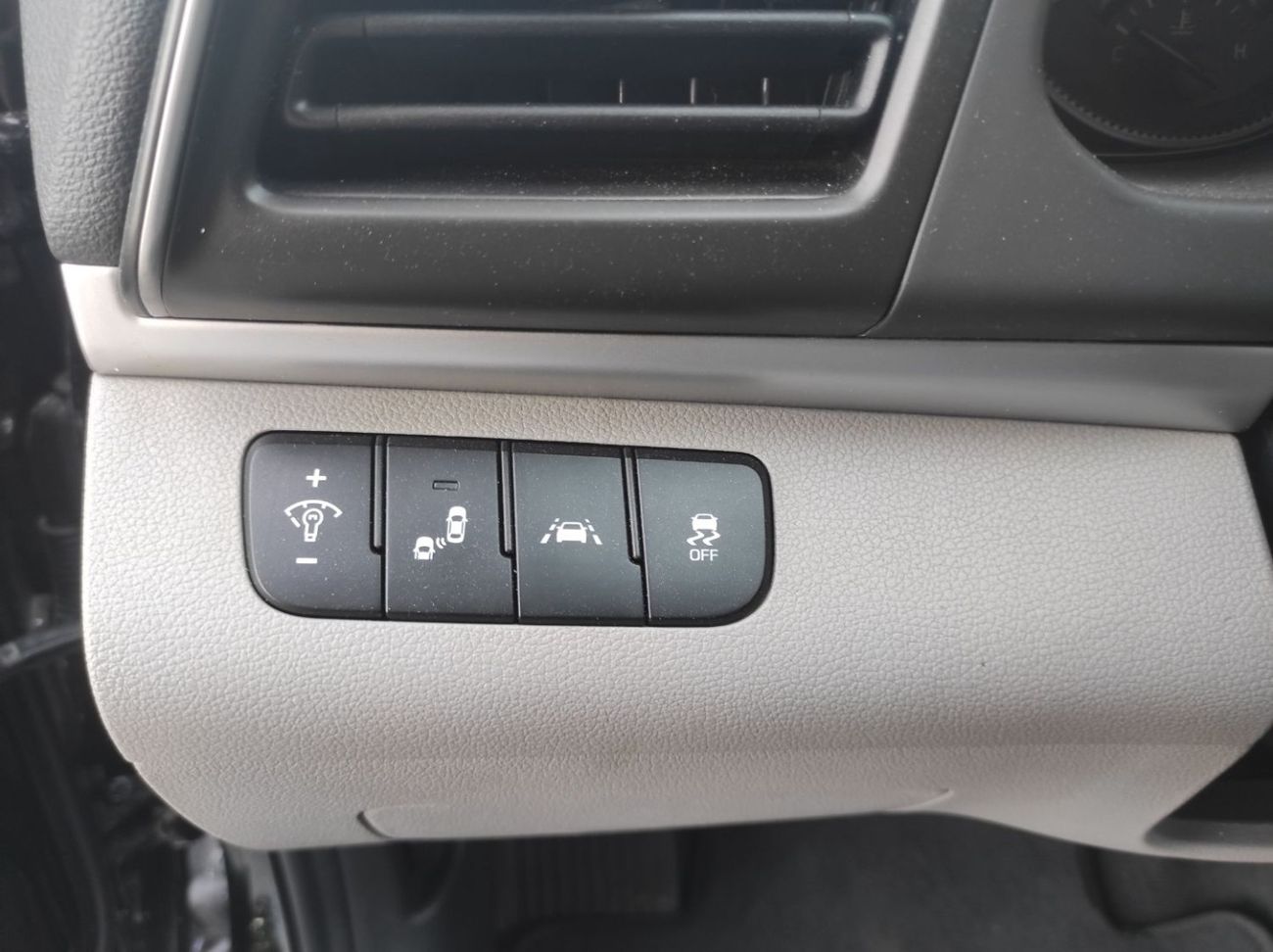 Hyundai Elantra GL 2.0L Hyundai Elantra 2020 usa full automatic