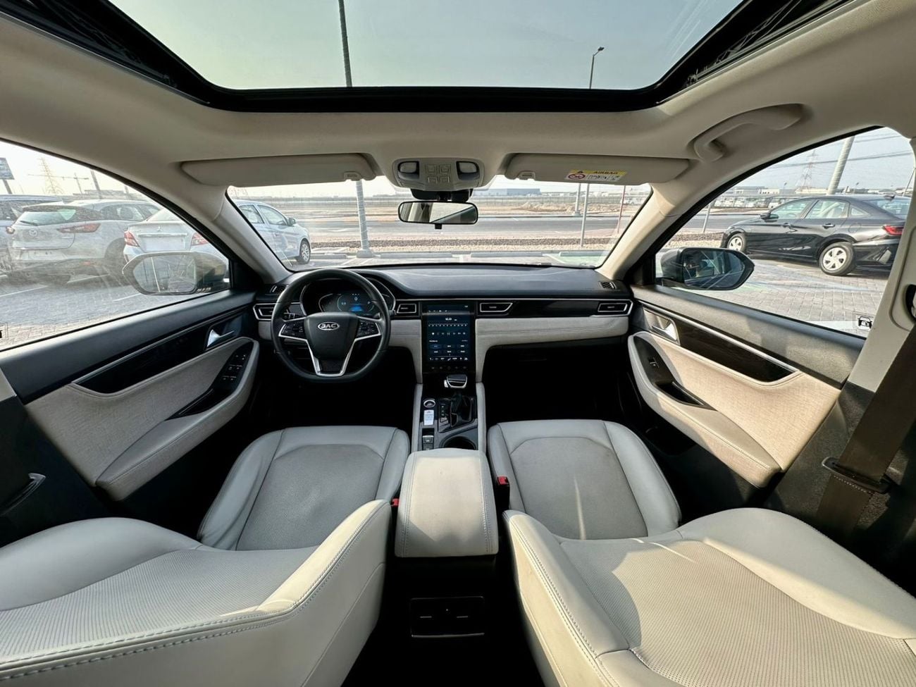JAC J7 LUXURY  470-MONTHLY | JAC J7 | 2023 | GCC | FULL OPTION LUXURY | ACCIDENT FREE