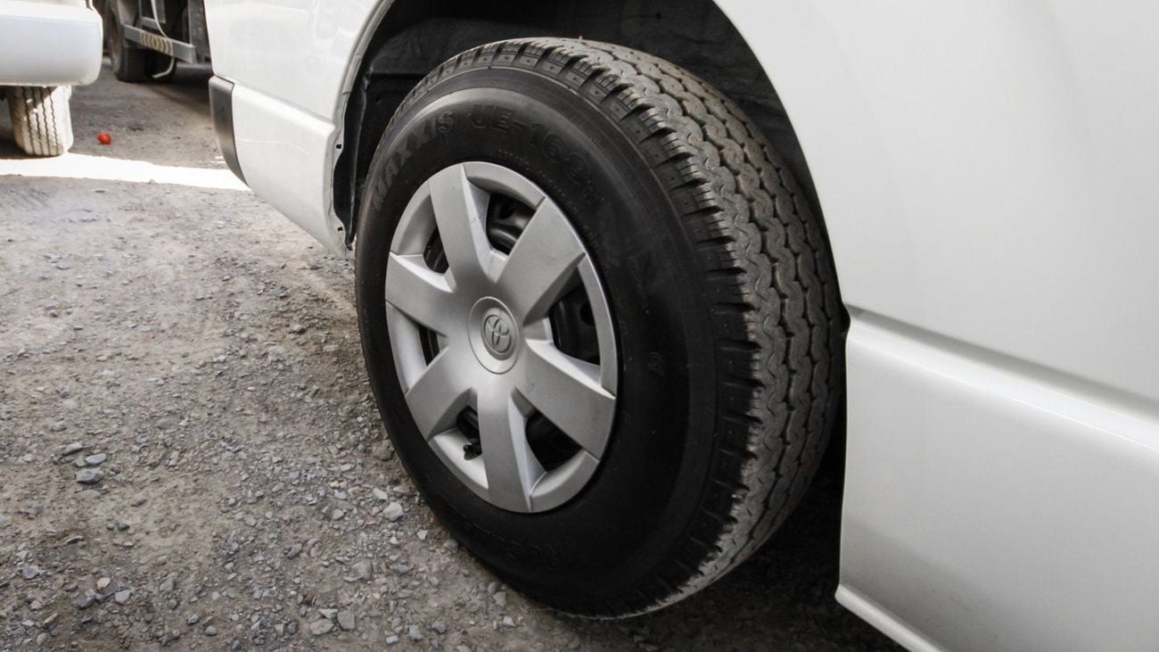 تويوتا هاياس GL - High Roof LWB 2.7L