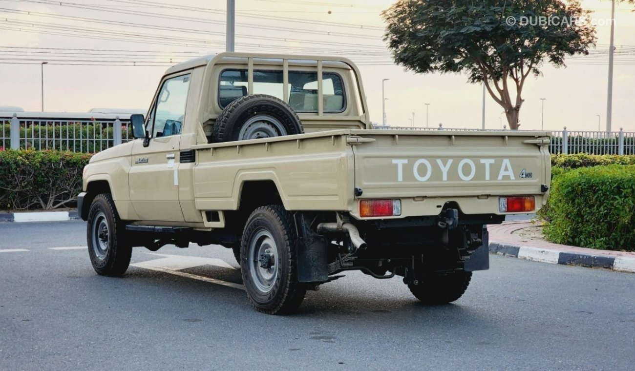 Toyota Land Cruiser 2023 TOYOTA LANDCRUISER PICKUP