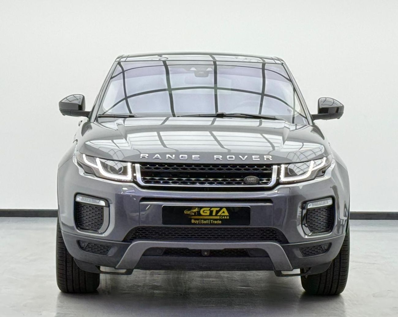 لاند روفر رانج روفر إيفوك HSE 2.0L SUV (5 Door)