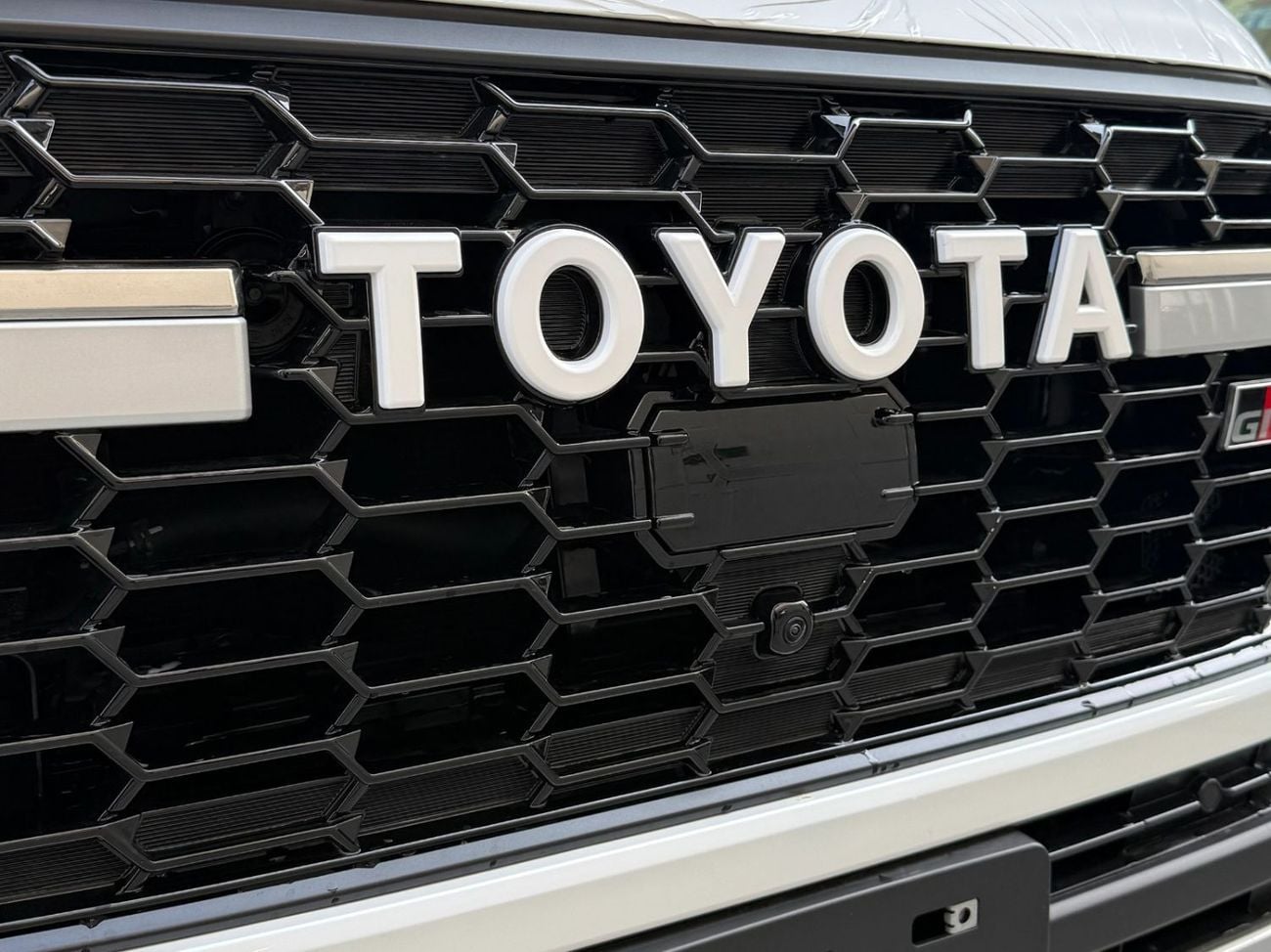 Toyota Land Cruiser 2026 LAND CRUISER 300 GR SPORT 3.3 DIESEL **EXPORT ONLY**التصدير فقط خارج الخليج***
