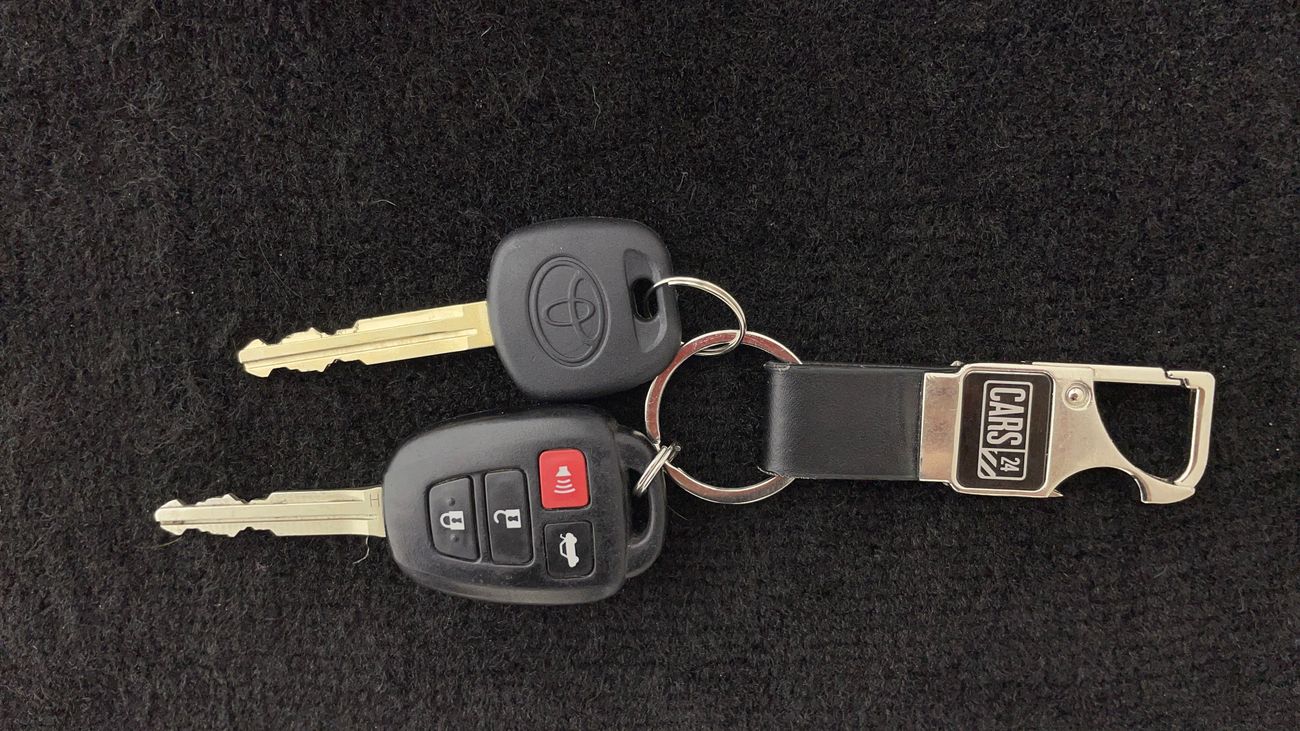 Toyota Corolla SE 1.6 | Zero Down Payment | Free Home Test Drive