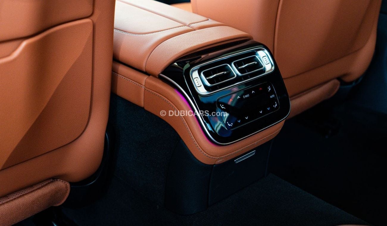 مرسيدس بنز S 500 AMG | 3.0 L | V6 | اوتوماتيك | بترول