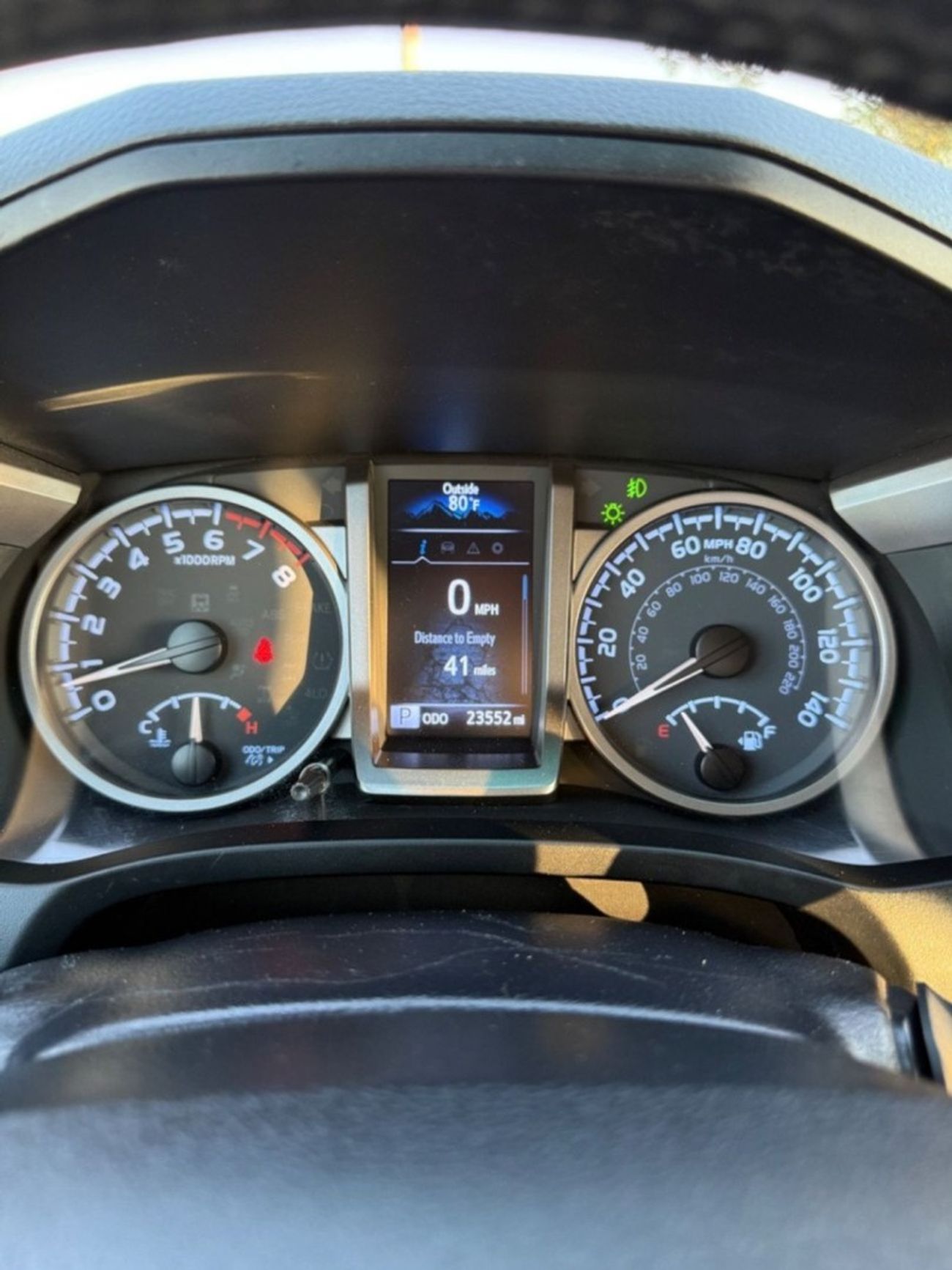 Toyota Tacoma 4x4 Drive 2 Key Leather Seat Full option