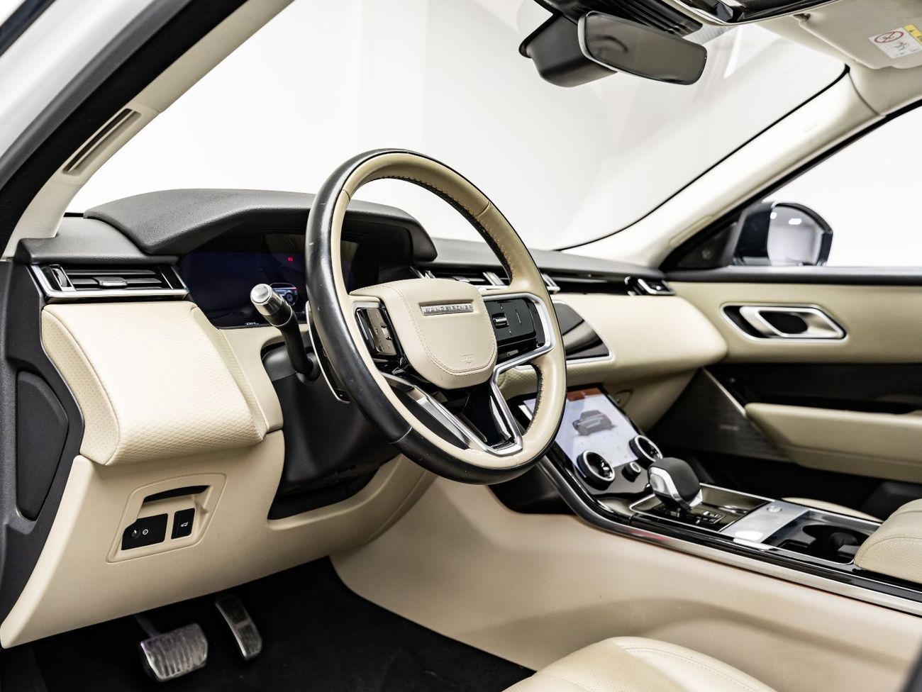 Land Rover Range Rover Velar P250 R-Dynamic SE 2.0L 2021 Range Rover Velar P250 SE R-Dynamic, 2026 Land Rover Warranty, Service H