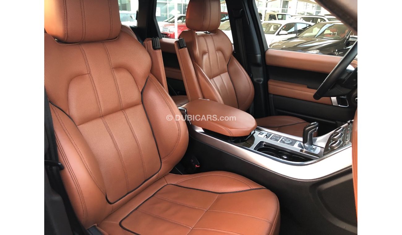 Land Rover Range Rover Sport Rang Rover sport super charge kit SVR model 2014 GCC car perfect condition full option V8