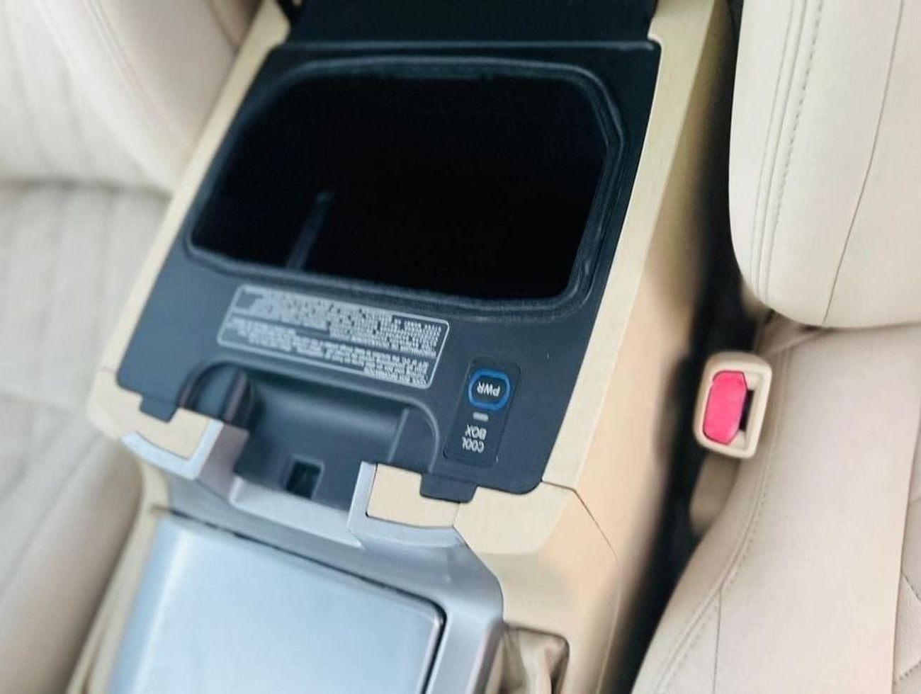 Toyota Land Cruiser Toyota landcuriser GXR V8 2016 full option Top the Range