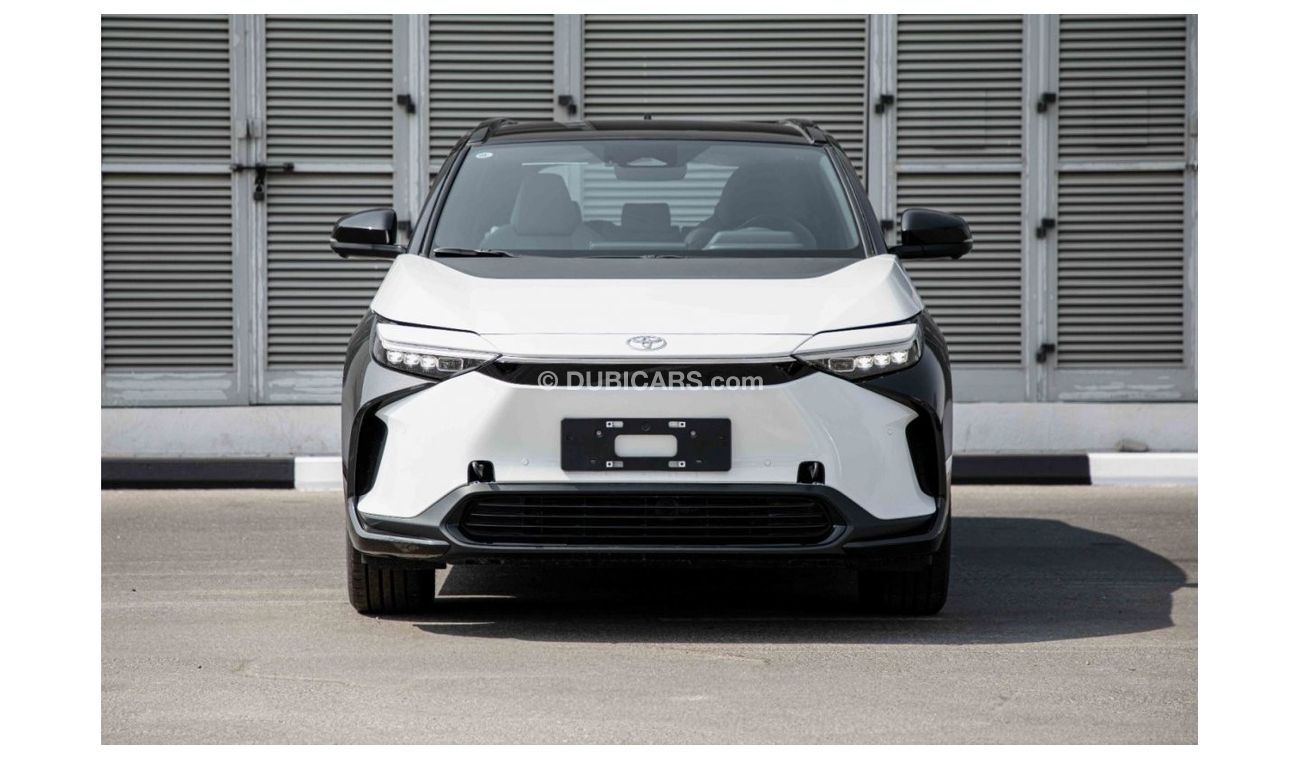 Toyota bZ4X 2022 Toyota bZ4X Long Range Pro FWD - White Black Dual Ton inside Red