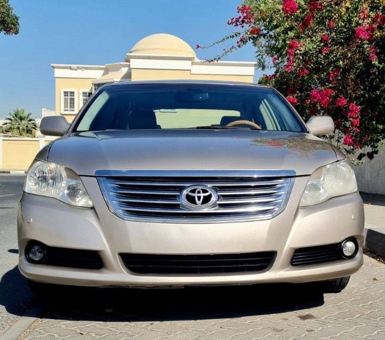 تويوتا افالون Limited