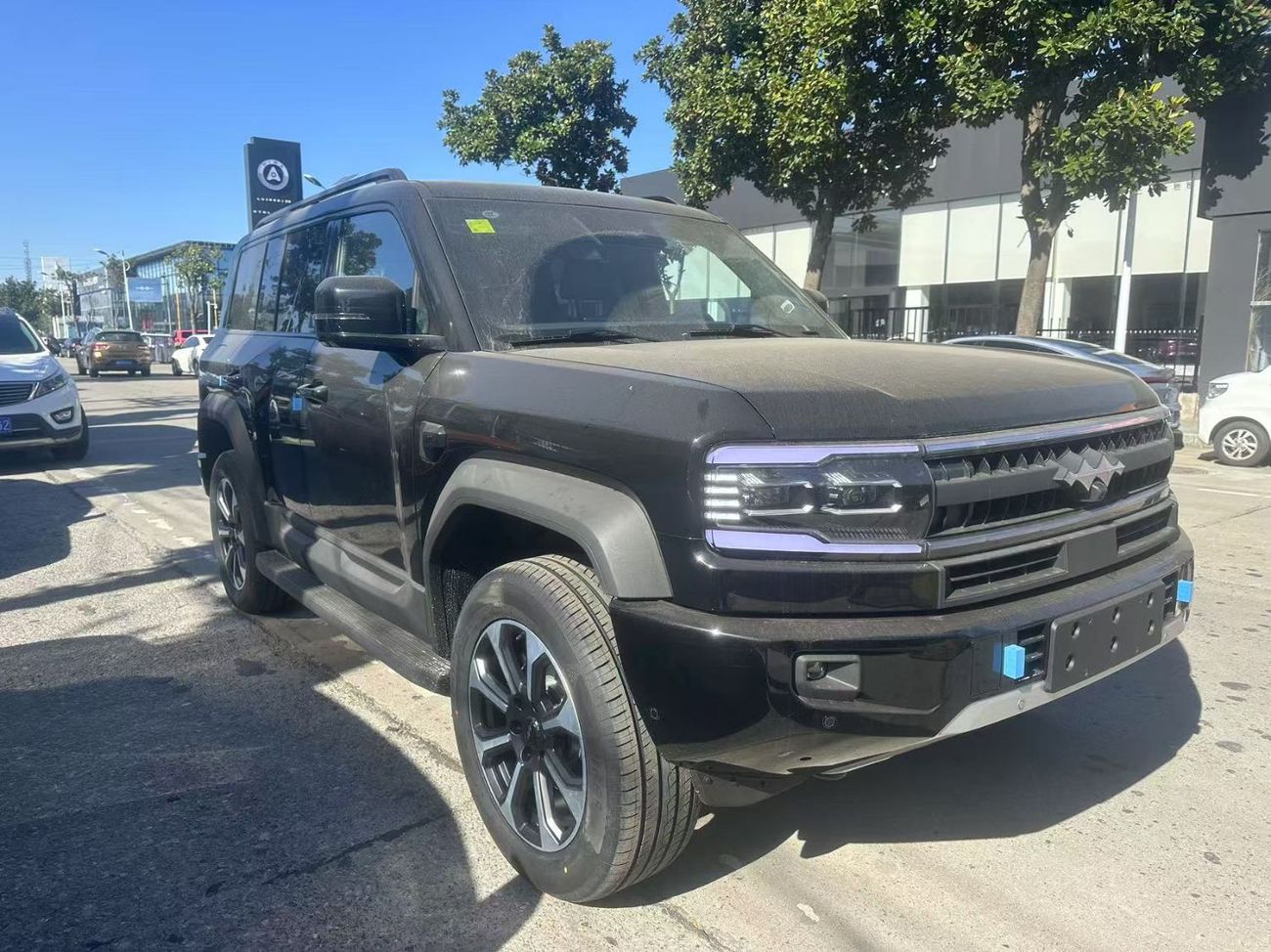 بي واي دي ليوبارد 5 Export Price