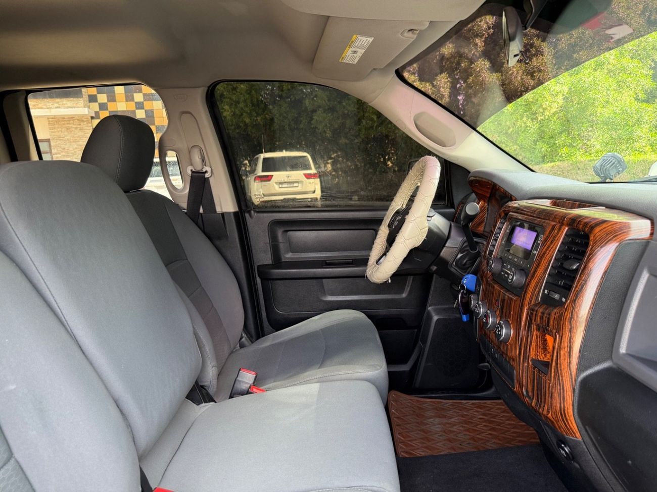 دودج رام فان Dodge Ram 1500 2014 5.7  4*4