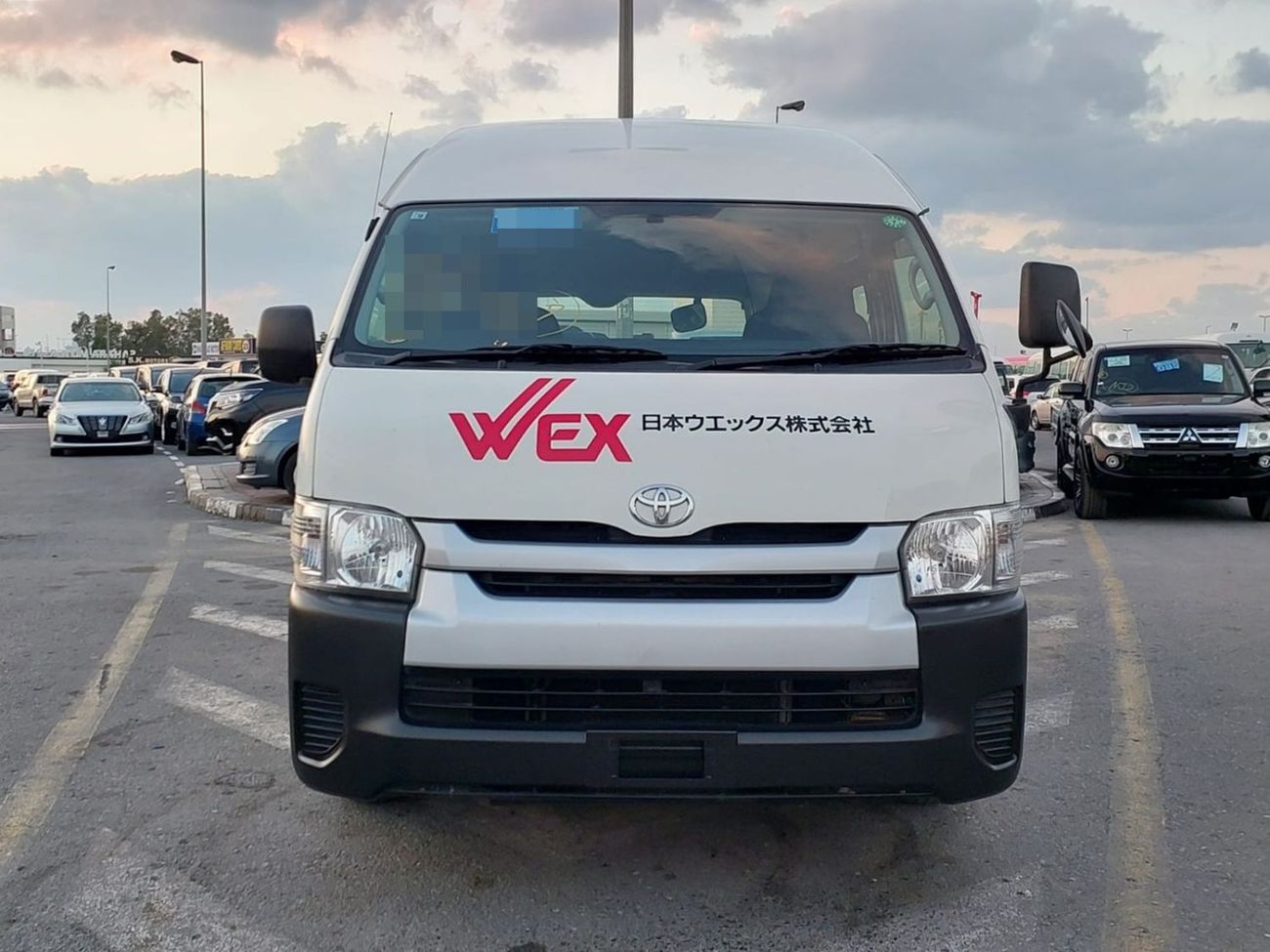 تويوتا هاياس TOYOTA HIACE VAN RHD 2015 MODEL 3.0 L DIESEL AUTOMATIC(PM16208)