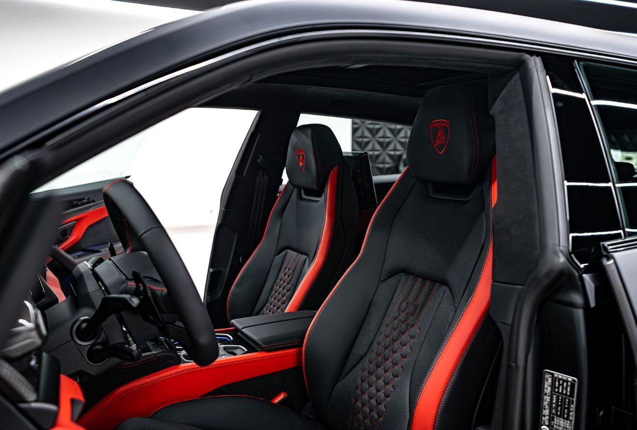 Lamborghini Urus Lamborghini Urus 4.0L V8 Twin-Turbocharged Engine + eMotors