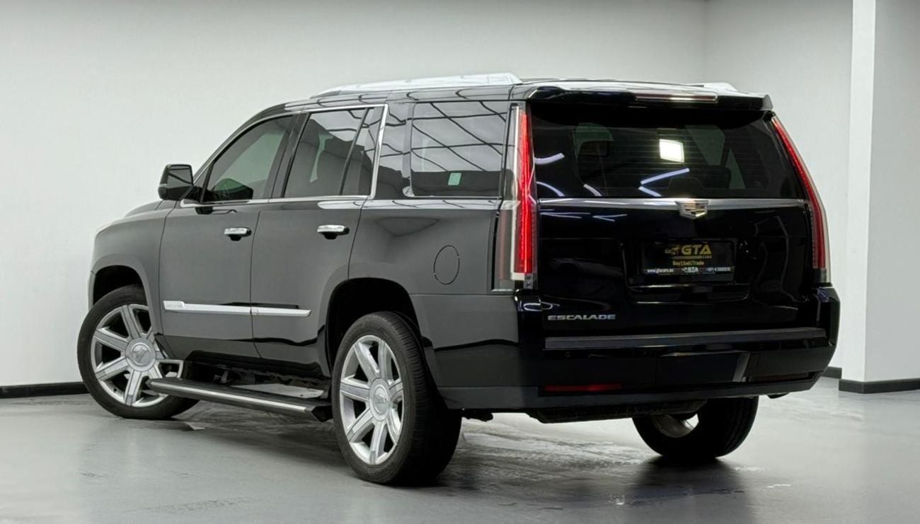 Cadillac Escalade 2016 Cadillac Escalade Premium Luxury, Full Service History, 8 Seater, Excellent Condition, GCC