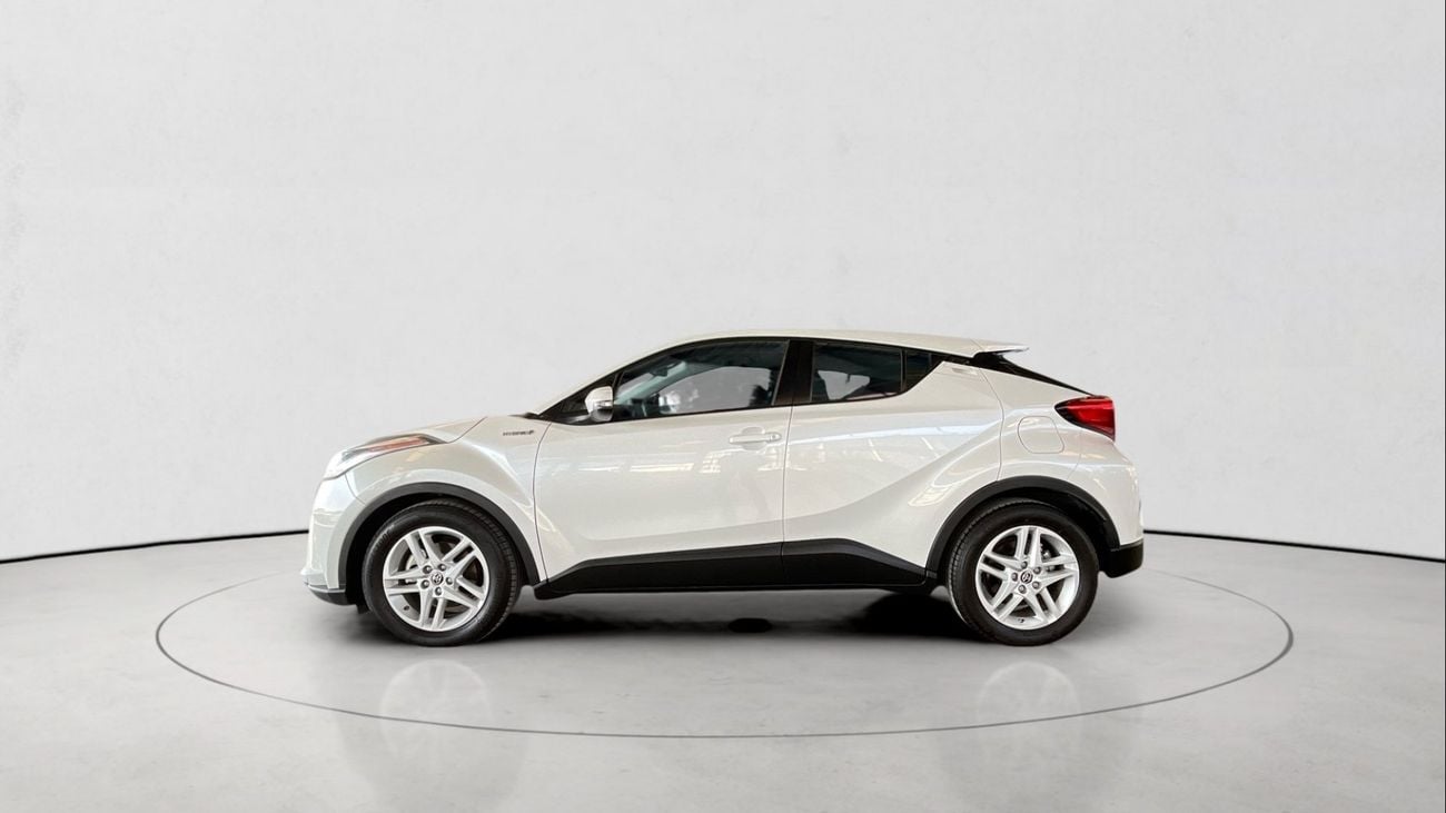 تويوتا CHR 1.8 VVT I-HYBRID GX AUTO | شامل الضمان | 0 ﺪﻔﻋﺓ ﺃﻮﻟﻯ