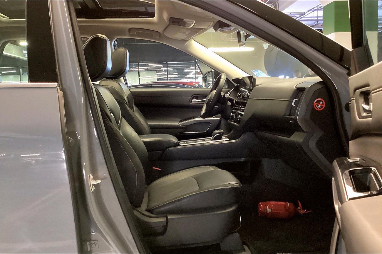 Nissan Pathfinder SV | Guaranteed Warranty | 0 Down Payment