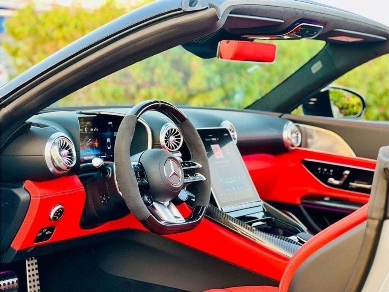 Mercedes-Benz SL 55 AMG MERCEDES | SL 55 AMG | TWIN TURBO PREMIUM | V8 4L | GCC SPECS | YEAR 2024 | AND SERVICE CONTRACT