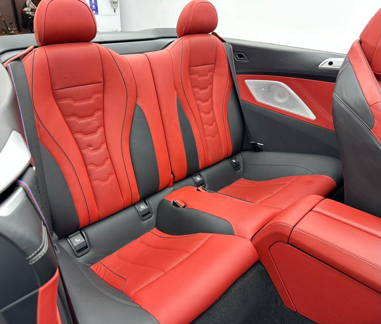 بي أم دبليو M850i 2020 BMW M850i M-Sport, Feb/2026 BMW Warranty + Service Contract, BMW Full Service History, GCC