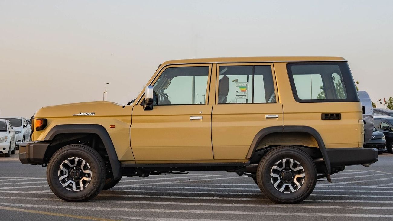Toyota Land Cruiser 70 2026 Toyota Land Cruiser LC76 4.0L AT Petrol