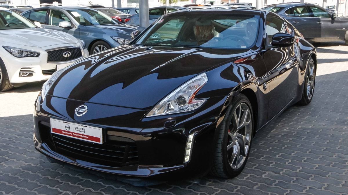 co app wheels AED Nissan 370Z 2016 for 117,900. Burgundy, sale: