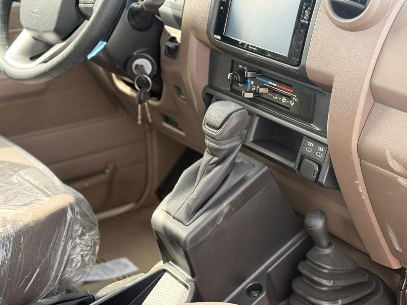 تويوتا لاند كروزر بيك آب TOYOTA LAND CRUISER (79 SERIES) 4.0 2025