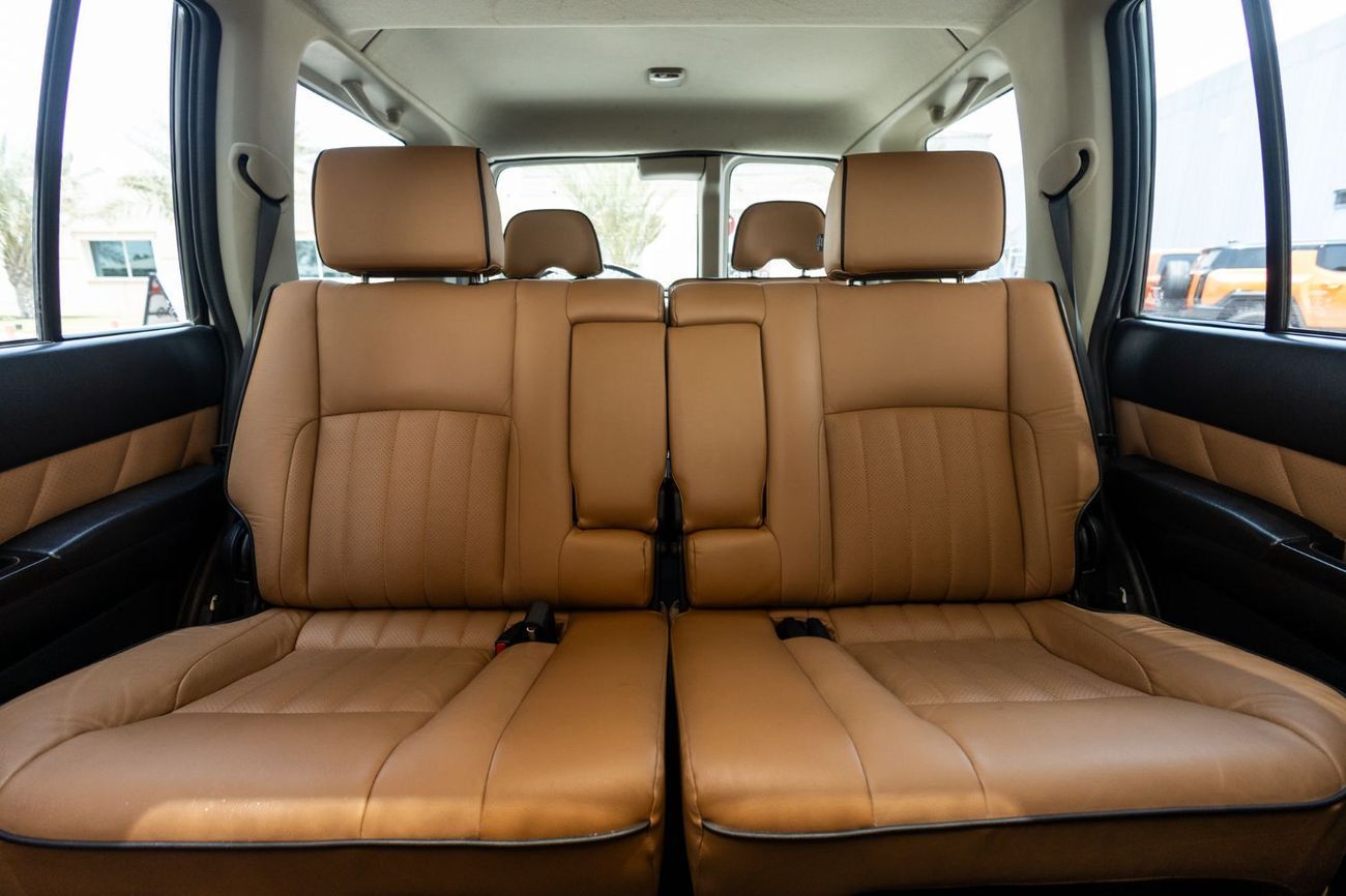 Nissan Patrol Safari Super Safari 4.8L M/T