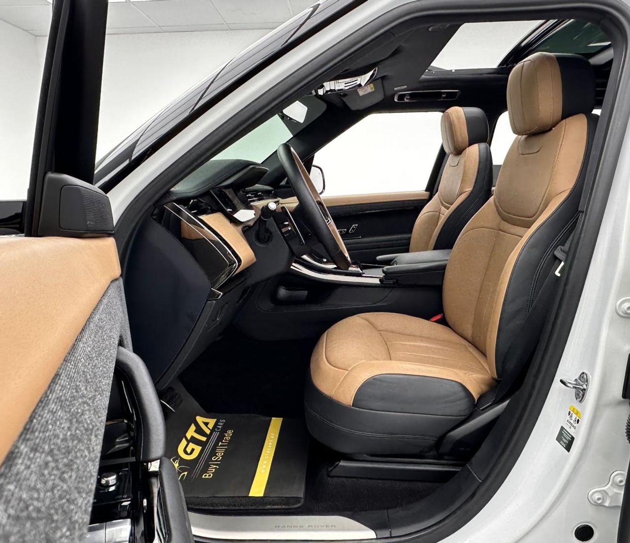 Land Rover Range Rover Sport Dynamic HSE P400 3.0L 2024 Range Rover Sport HSE X-Dynamic P400, Dec/2028 Range Rover Warranty + Ser