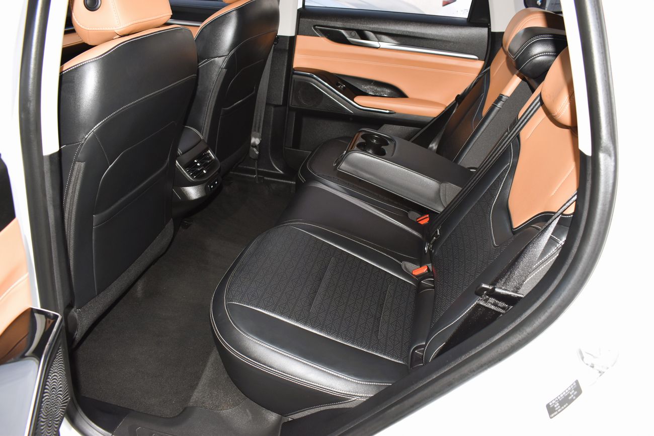 هافال H6 AED 1239 PM | 2.0L 4WD SUPREME GCC AGENCY WARRANTY UP TO 2027 OR 100K KM