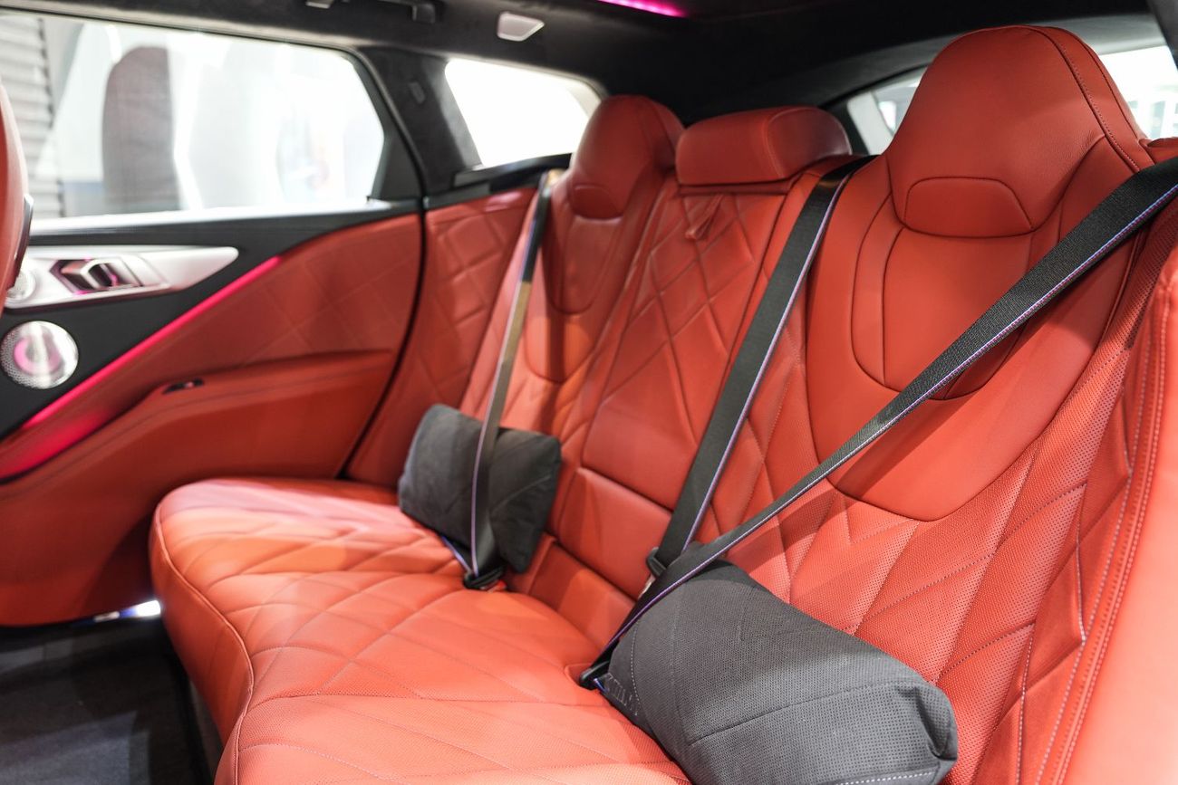 بي أم دبليو XM 2025 BMW XM Label, BRAND NEW, Bowers N Wilkins Audio, Dealer Warranty + Service!!