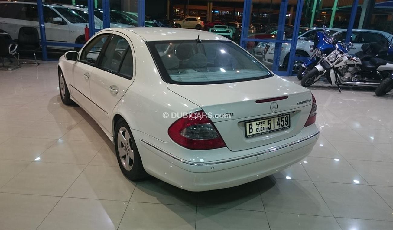 مرسيدس بنز E200 2007