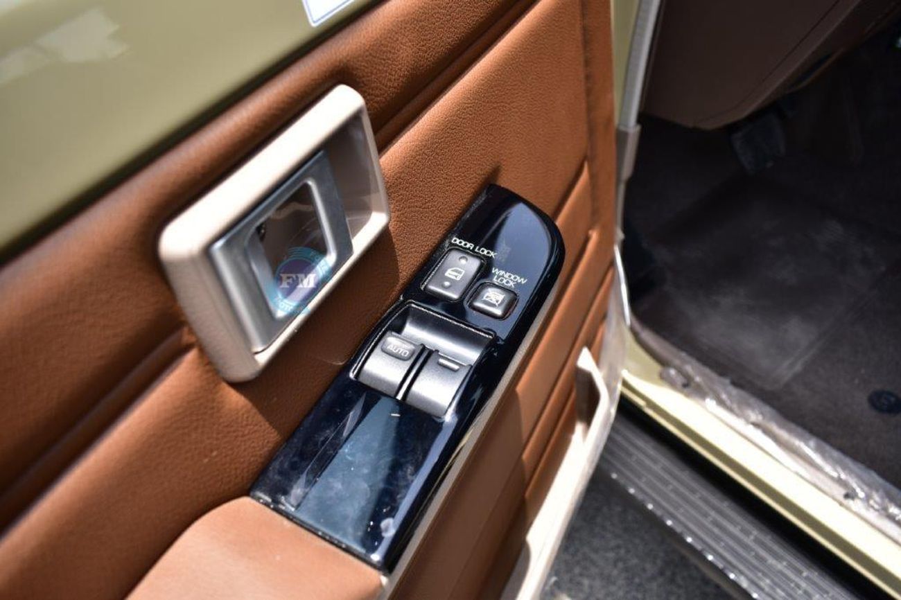 Toyota Land Cruiser 70 71 Hardtop V6 4.0L Petrol 4WD Automatic