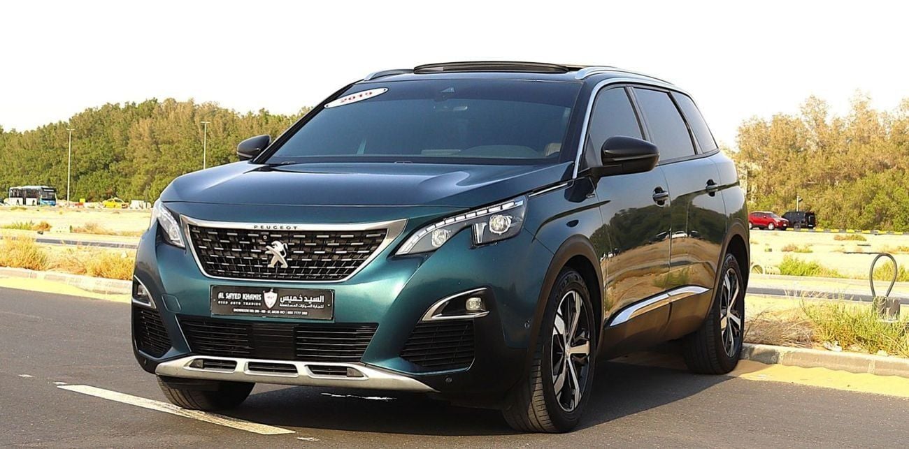 Peugeot 5008 1.6T Allure plus Peugeot 5008 - 2019 GCC, in excellent condition, 145,000 km, 1.6L engine, price 49,