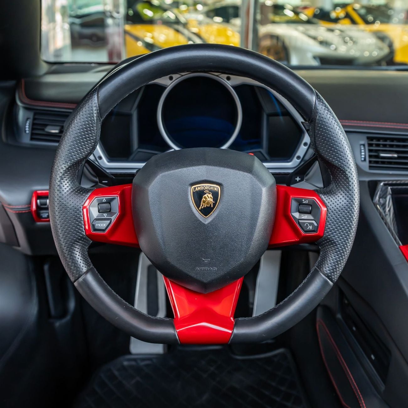 Lamborghini Aventador ROADSTER