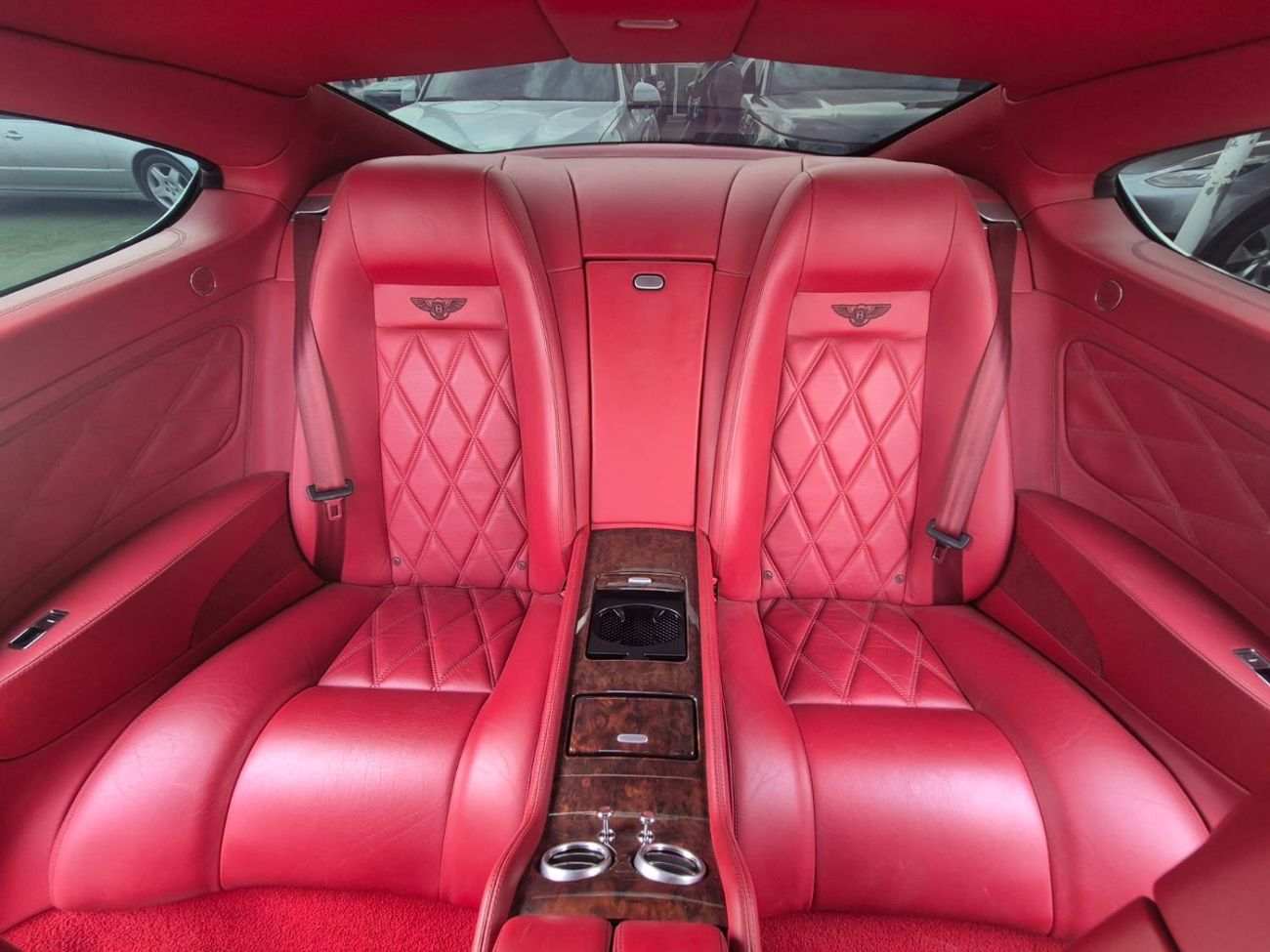 بنتلي كونتيننتال جي تي 6.0L W12 (626 HP)