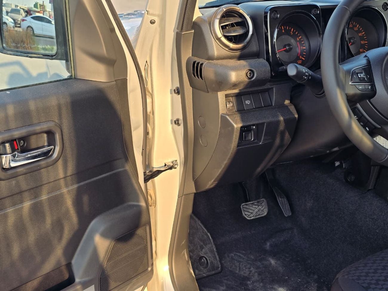 Suzuki Jimny 2025 Jimny 1.5L GLX AT 3 Door GCC Specification