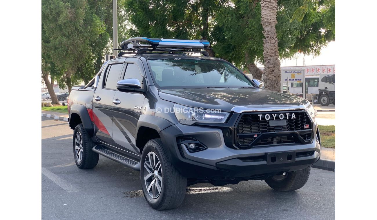 Used Toyota Hilux 2019 for sale in Dubai 787769