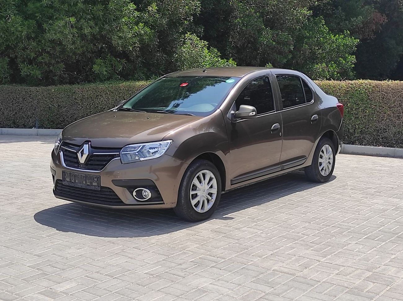 Renault Symbol Renault symbol 2020 Gcc full automatic