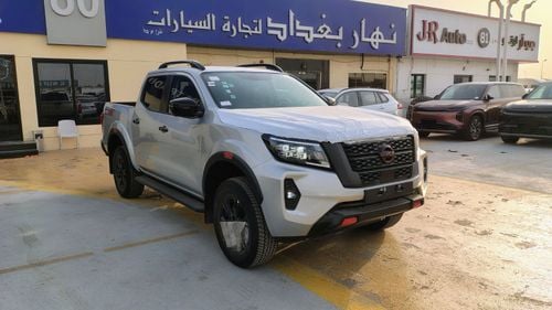 Nissan Navara Std 2.5L RWD M/T