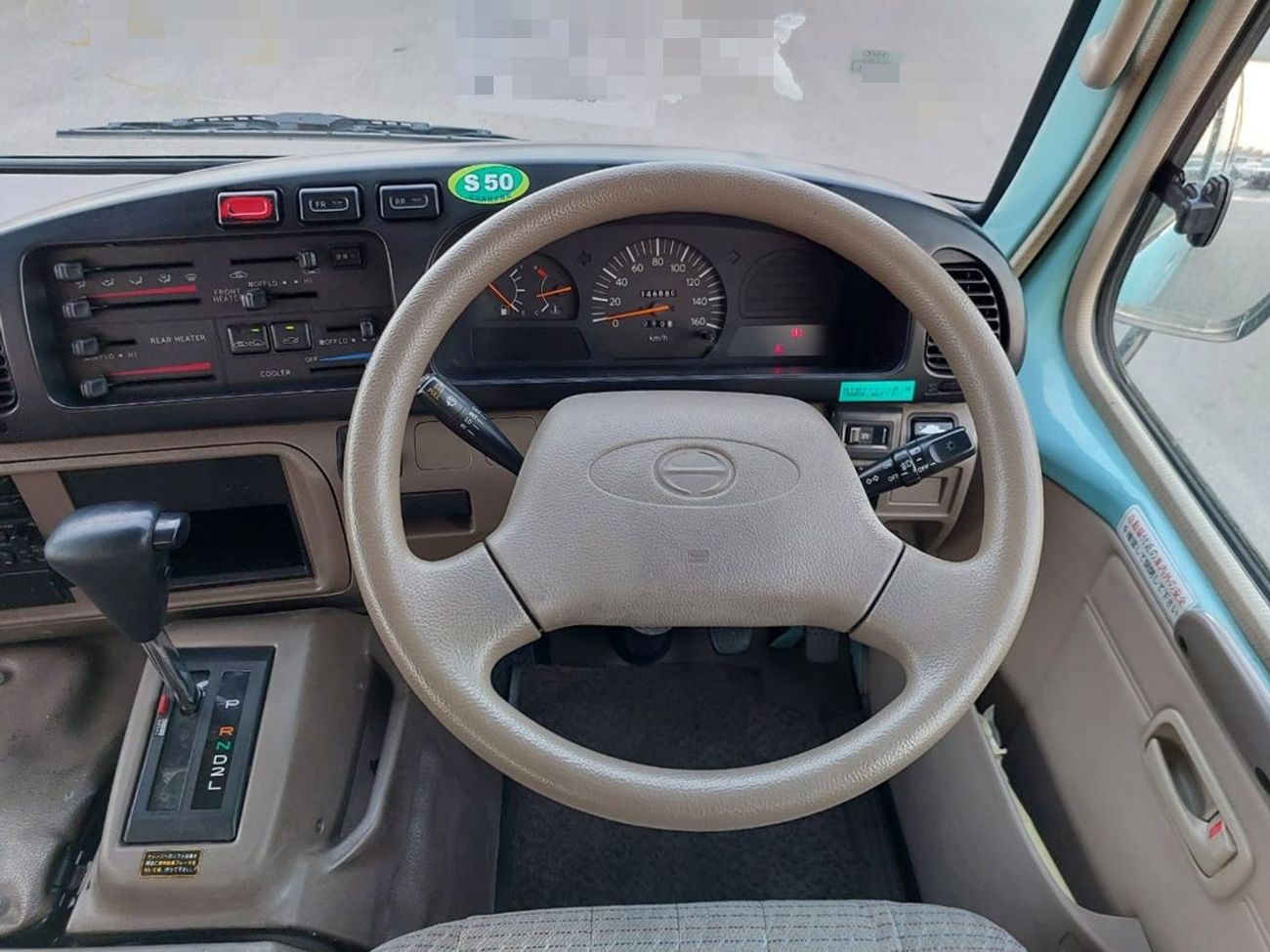 Toyota Coaster TOYOTA COASTER BUS RHD 2001 MODEL 4.2 L DIESEL AUTOMATIC(PM10587)