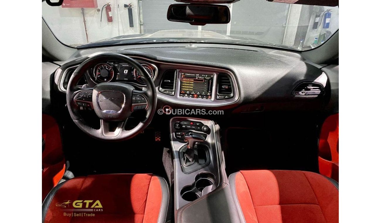 Dodge Challenger 2019 Dodge Challenger SRT Scatpack Widebody, Warranty+Service Contract, GCC, Low Kms