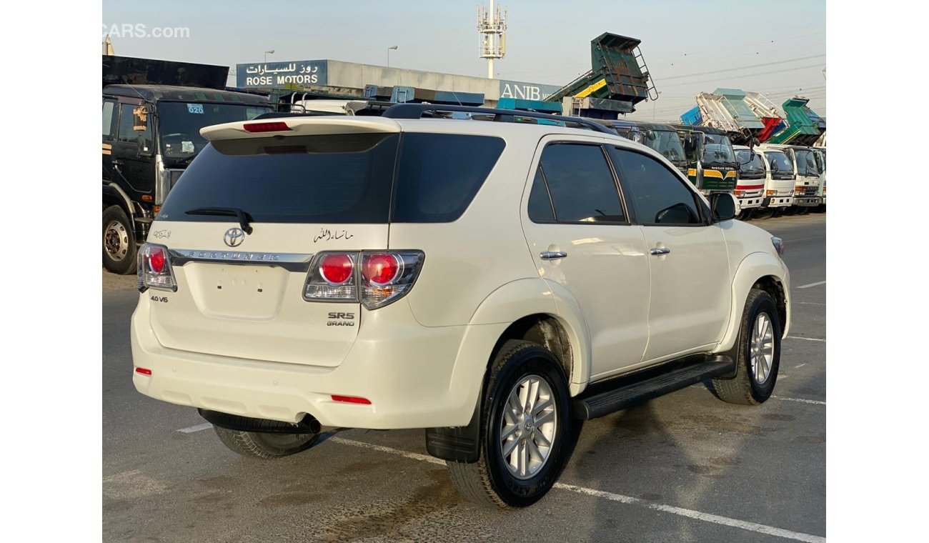 تويوتا فورتونر 4X4 4.0L 2012 GCC SPECIFICATION