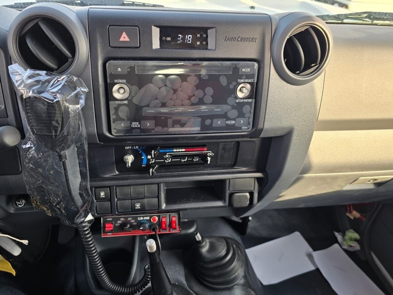 Toyota Land Cruiser 70 toyota land cruiser hard top LC78 Ambulance 2025