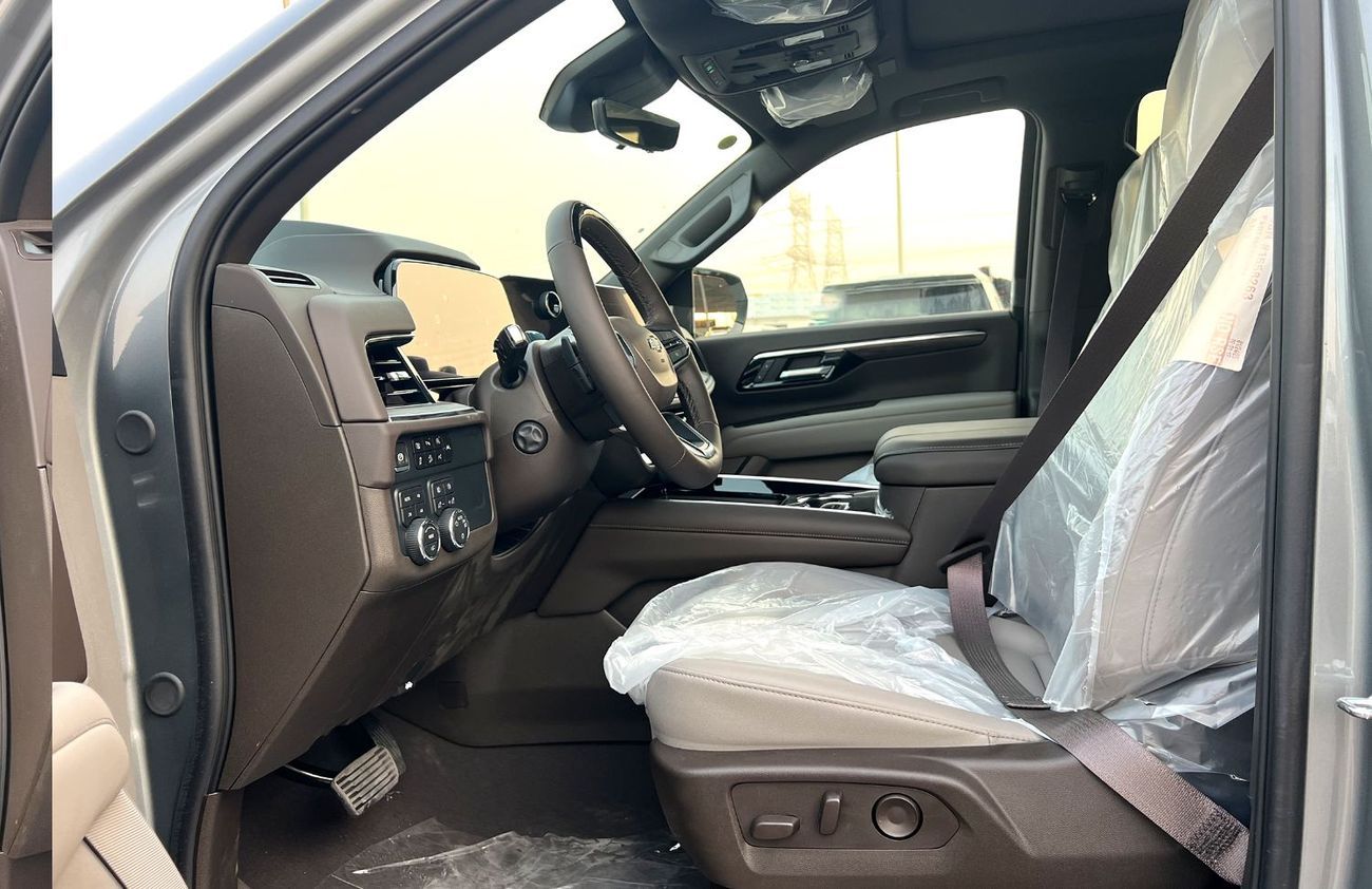 Chevrolet Tahoe Z71 2025 2.7 | V4 (Export Only)