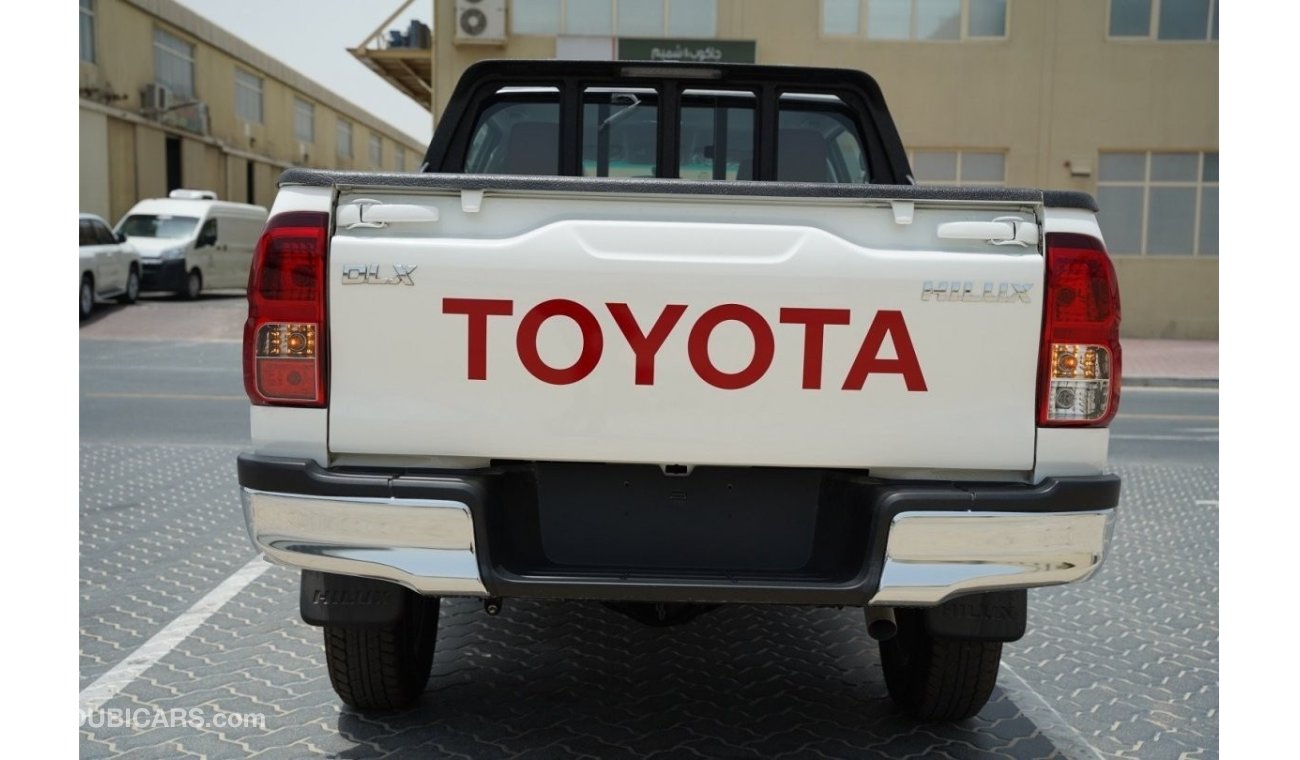 Toyota Hilux 2.4 MANUAL 2023 DIESEL FOR EXPORT POWER WINDOWS / BEDLINER / REAR SPOILER