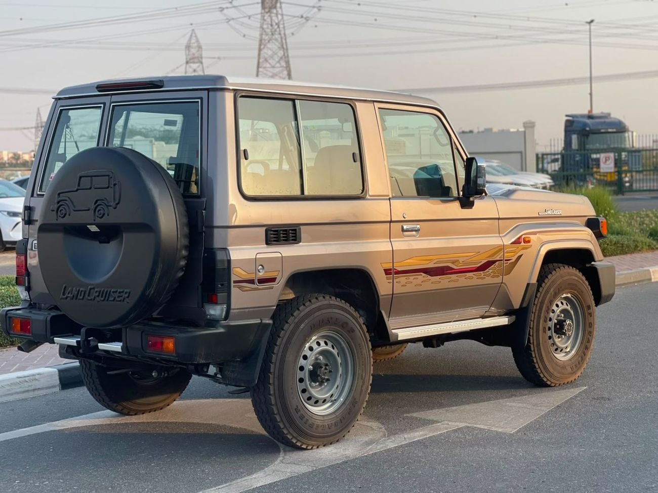 تويوتا لاند كروزر 70 LC 71 HARDTOP 4.0L MT