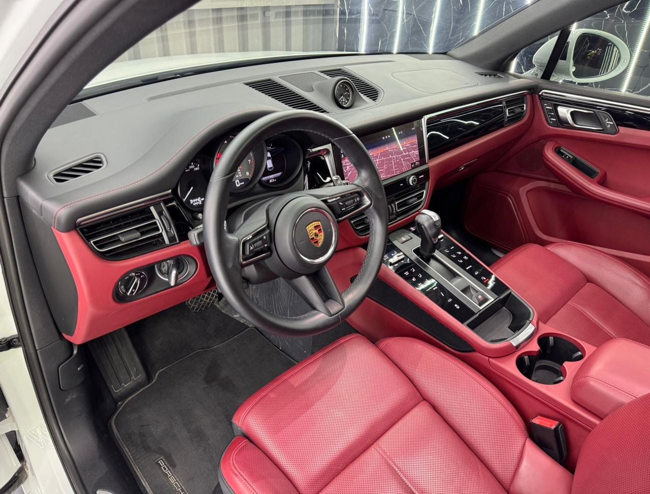 Porsche Macan S 2.9L (375 HP)