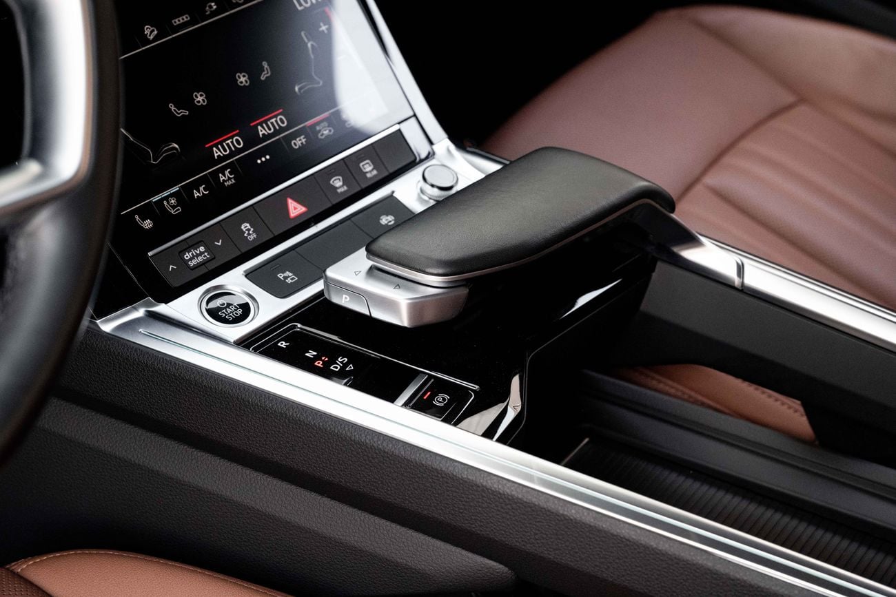 أودي اي ترون 55 ADVANCED | 2,546 P.M | 0% Downpayment | Audi Warranty!